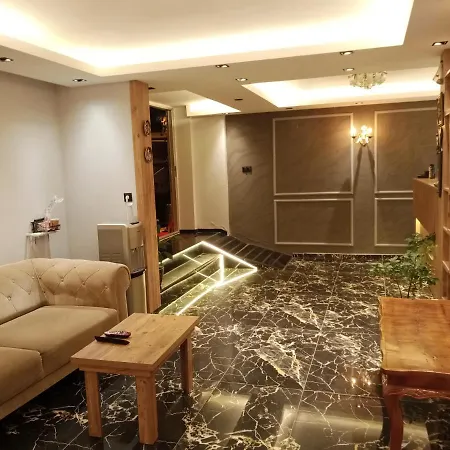 Mila Aparthotel